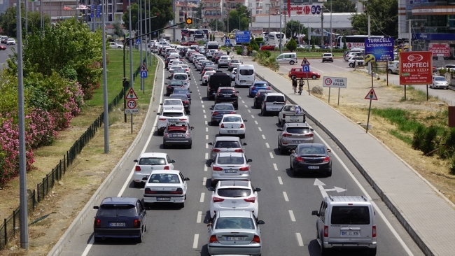 Tatilciler dönüş yolunda